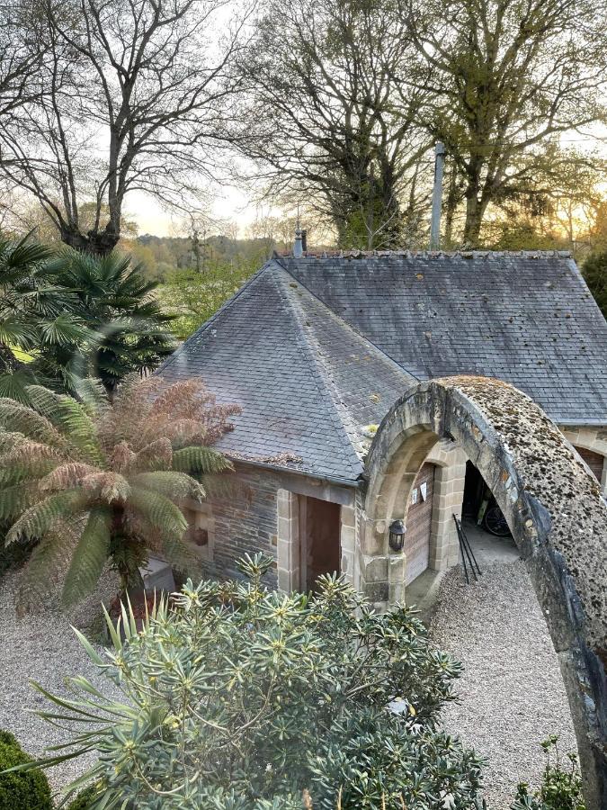 Le Clos Saint Fiacre Hotel Carentoir Exterior photo